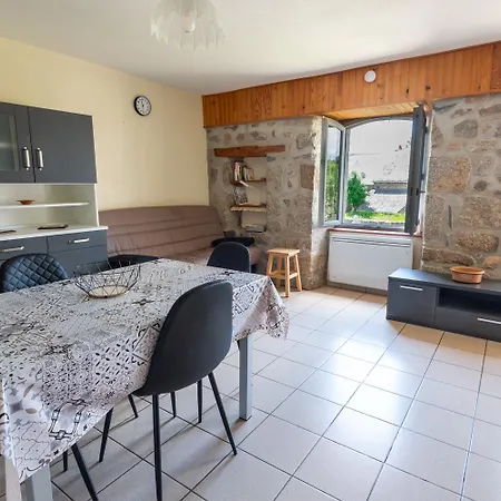 Perceneige - Ancien Presbytere 3/5 Personnes *